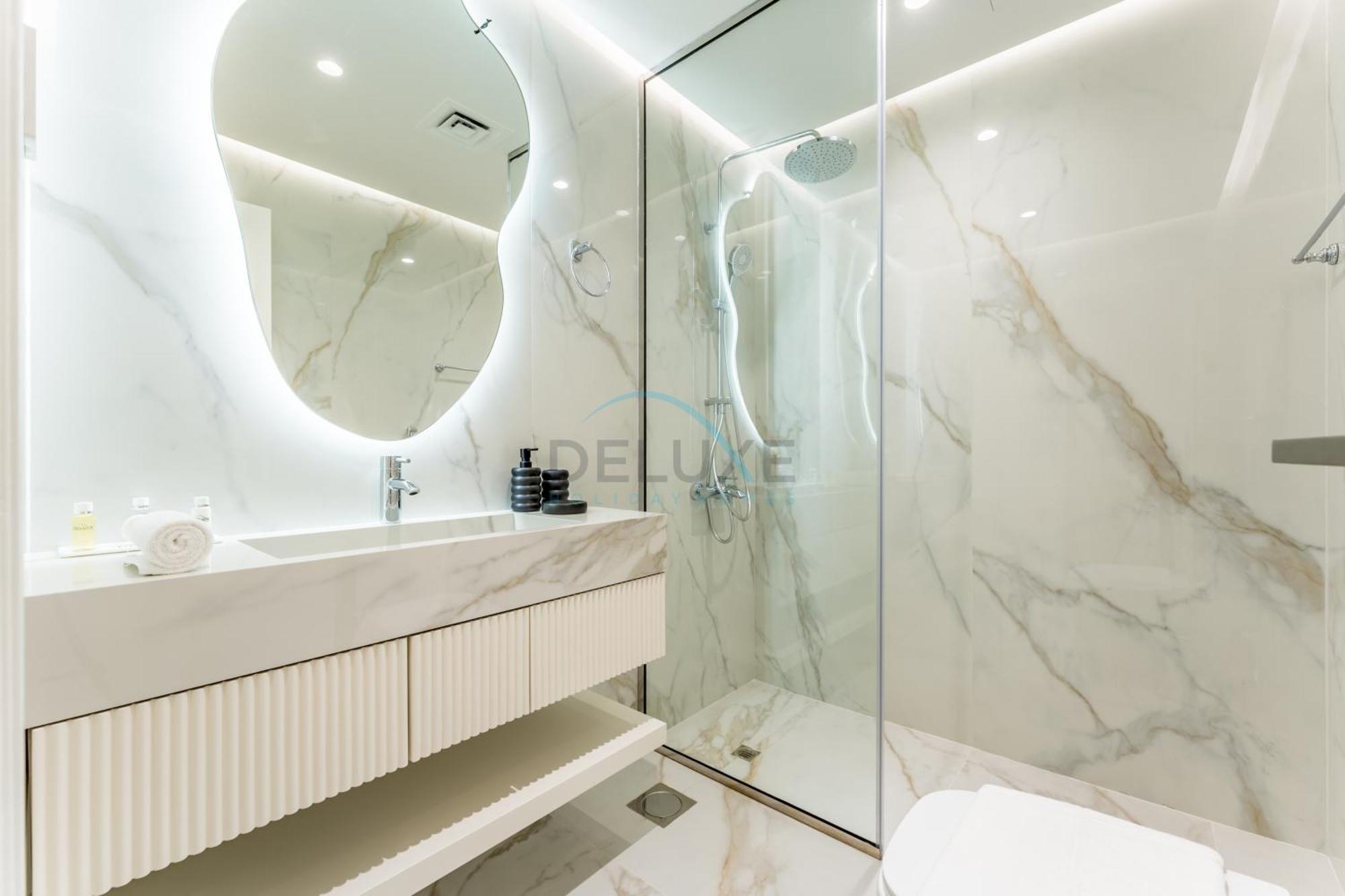 Renovated 1br With Partial Sea And Views Close To The Beach, Elite Residence, Marina By Deluxe Homes Apartment Dubai